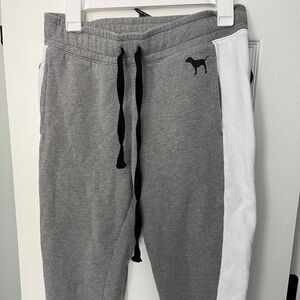 Women’s size medium Victoria’s Secret gray white sweatpants